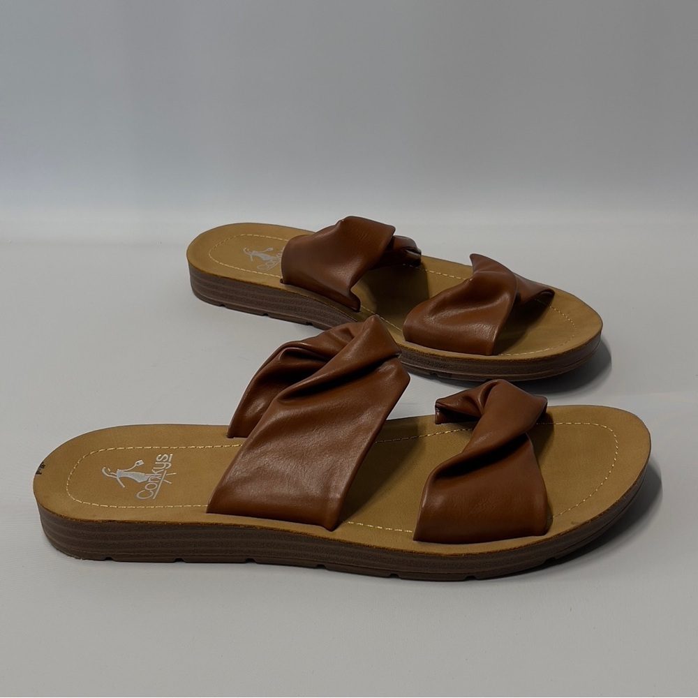 CORKYS Women’s 8 Tan Summer Sandals
